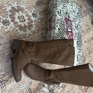 Brash Brown Heeled Boots